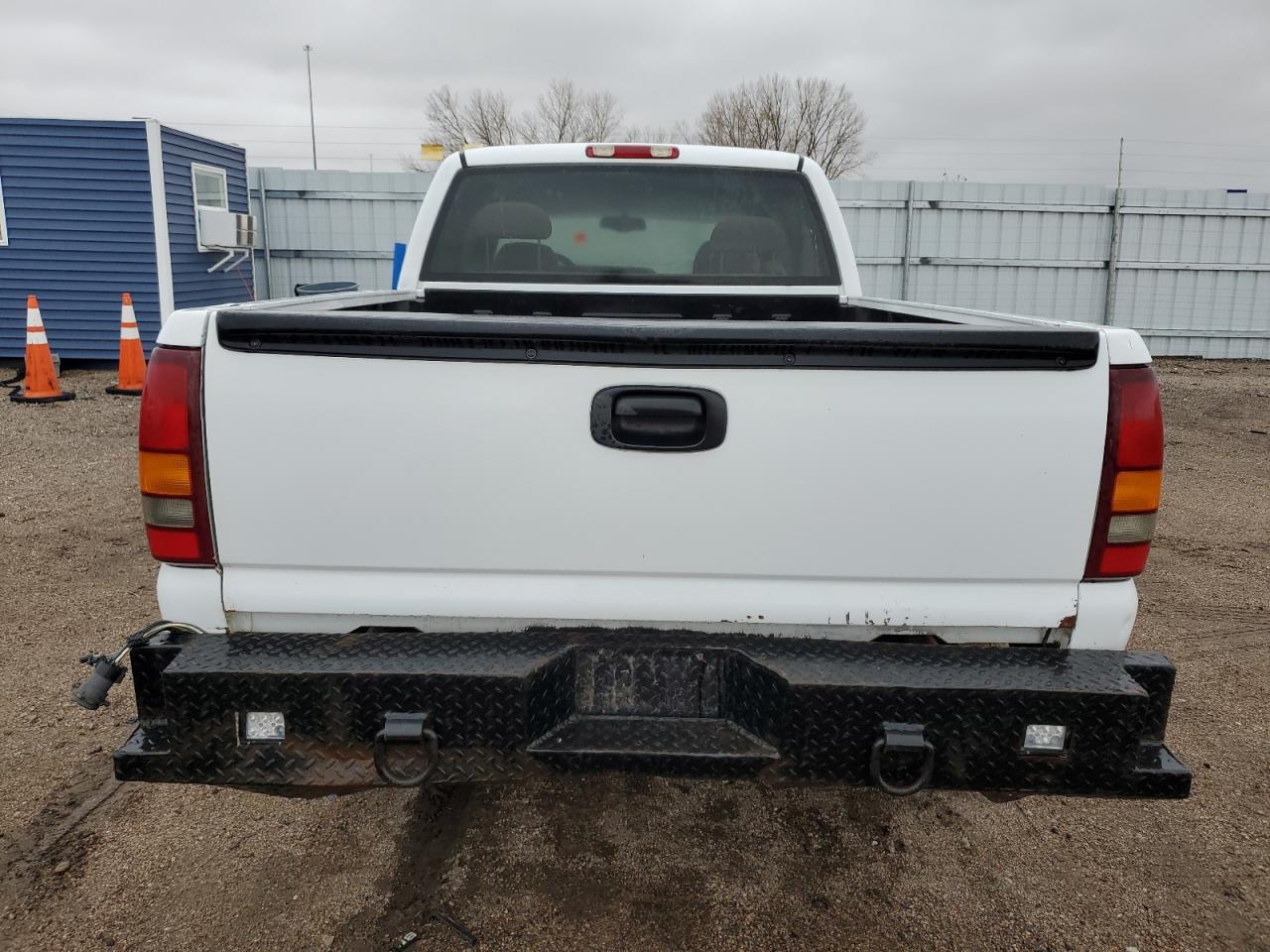 2000 Chevrolet Silverado - Image 6