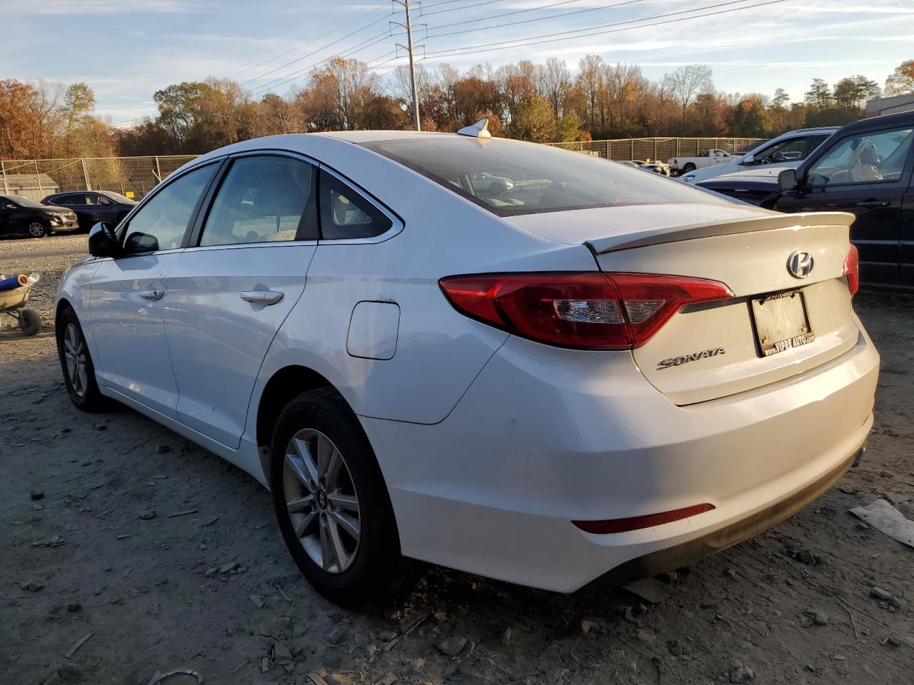 2015 Hyundai Sonata - Image 2