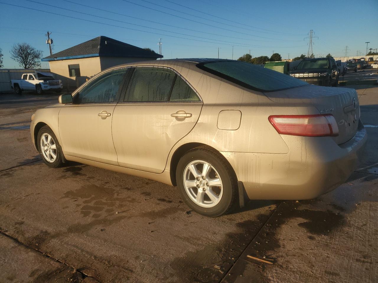 2007 Toyota Camry - Image 2