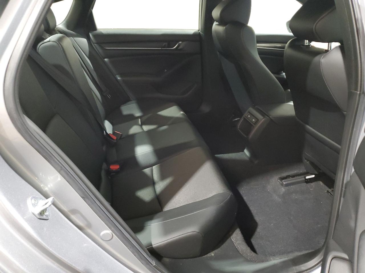 2022 Honda Accord - Image 10