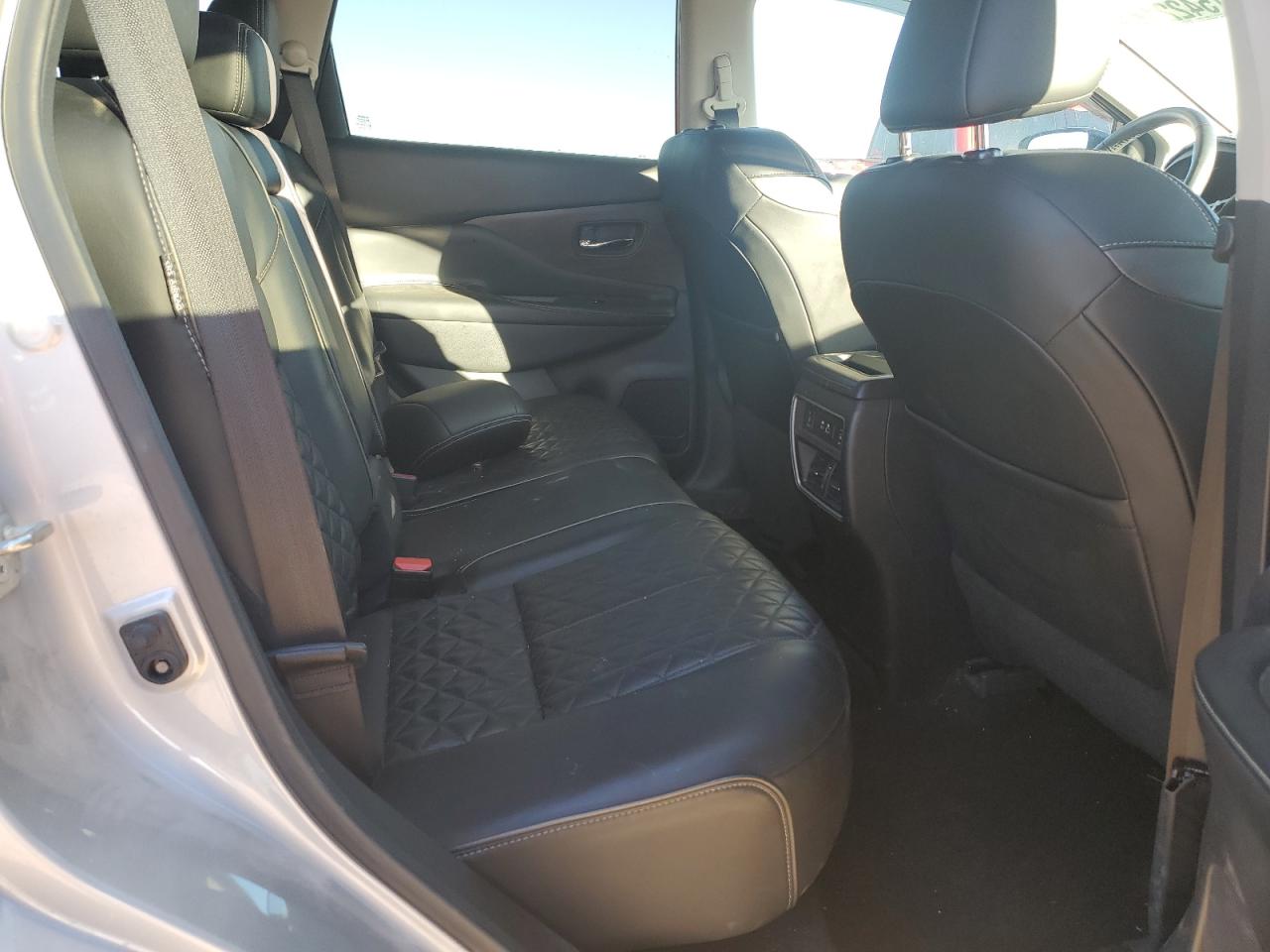 2020 Nissan Murano - Image 11