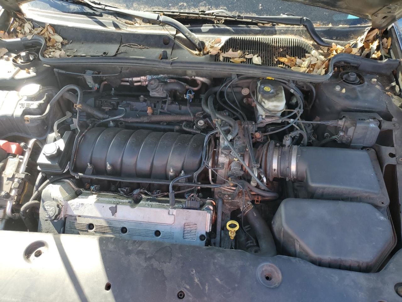 2003 Cadillac De Ville - Image 11