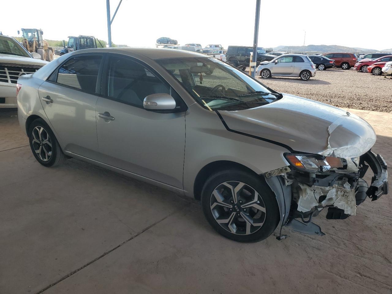 2010 Kia Forte - Image 4
