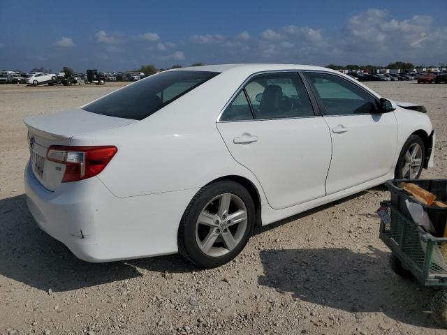  TOYOTA CAMRY 2014 White