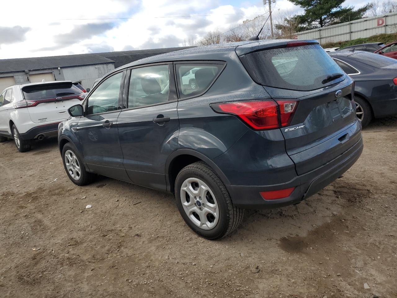2019 Ford Escape - Image 2