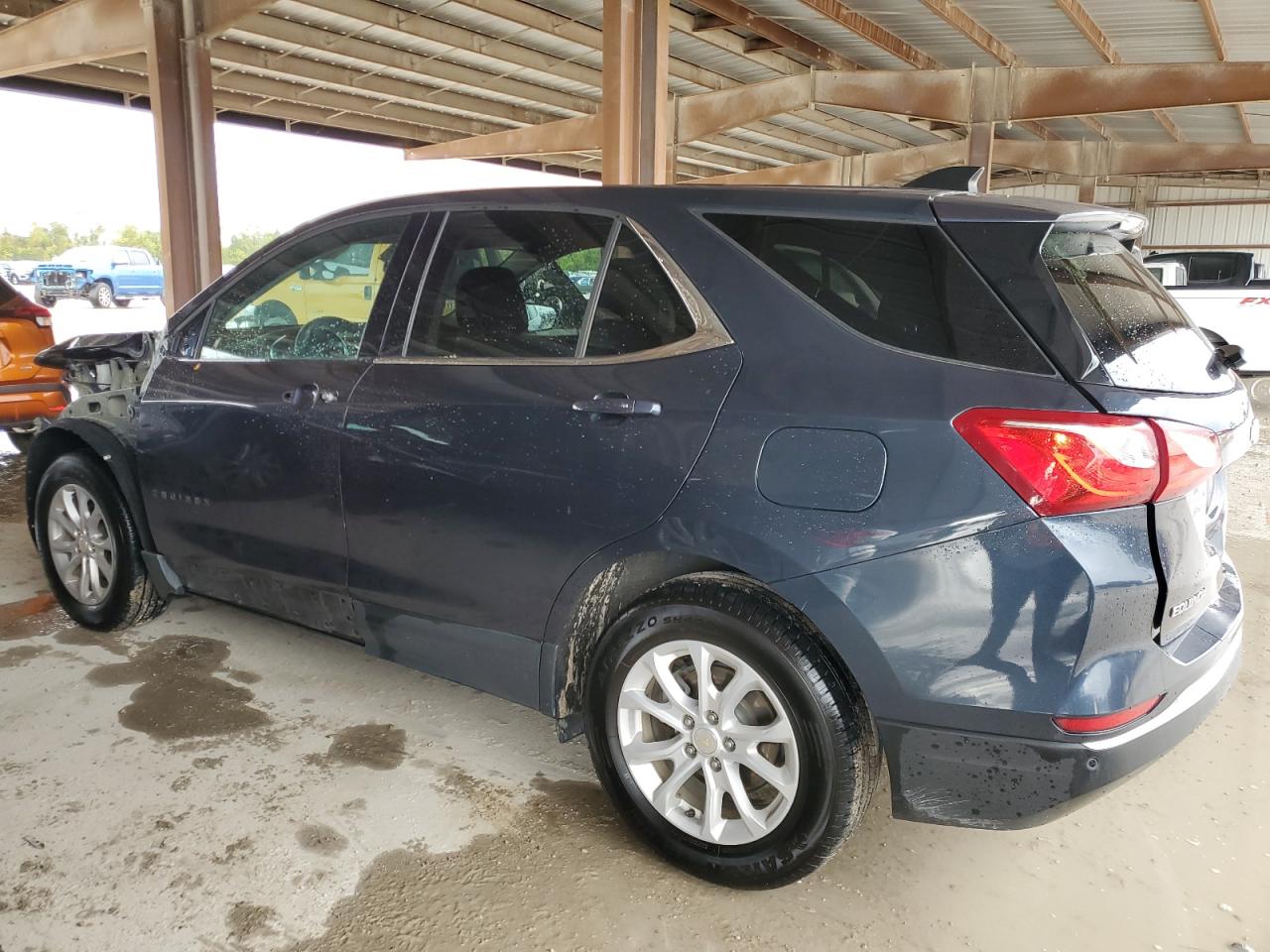 2019 Chevrolet Equinox - Image 2