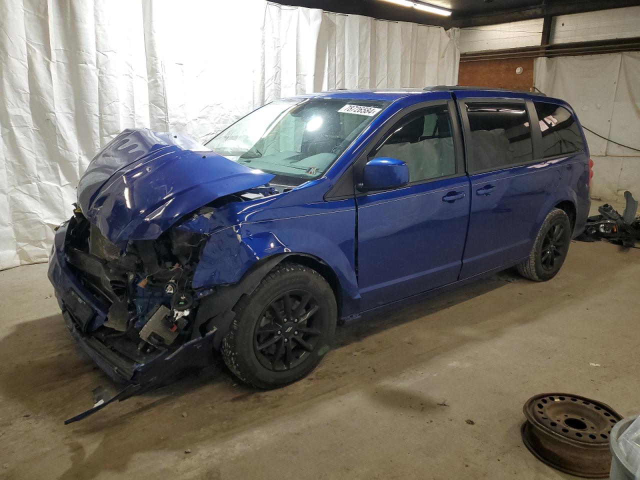 2019 Dodge Caravan - Image 1