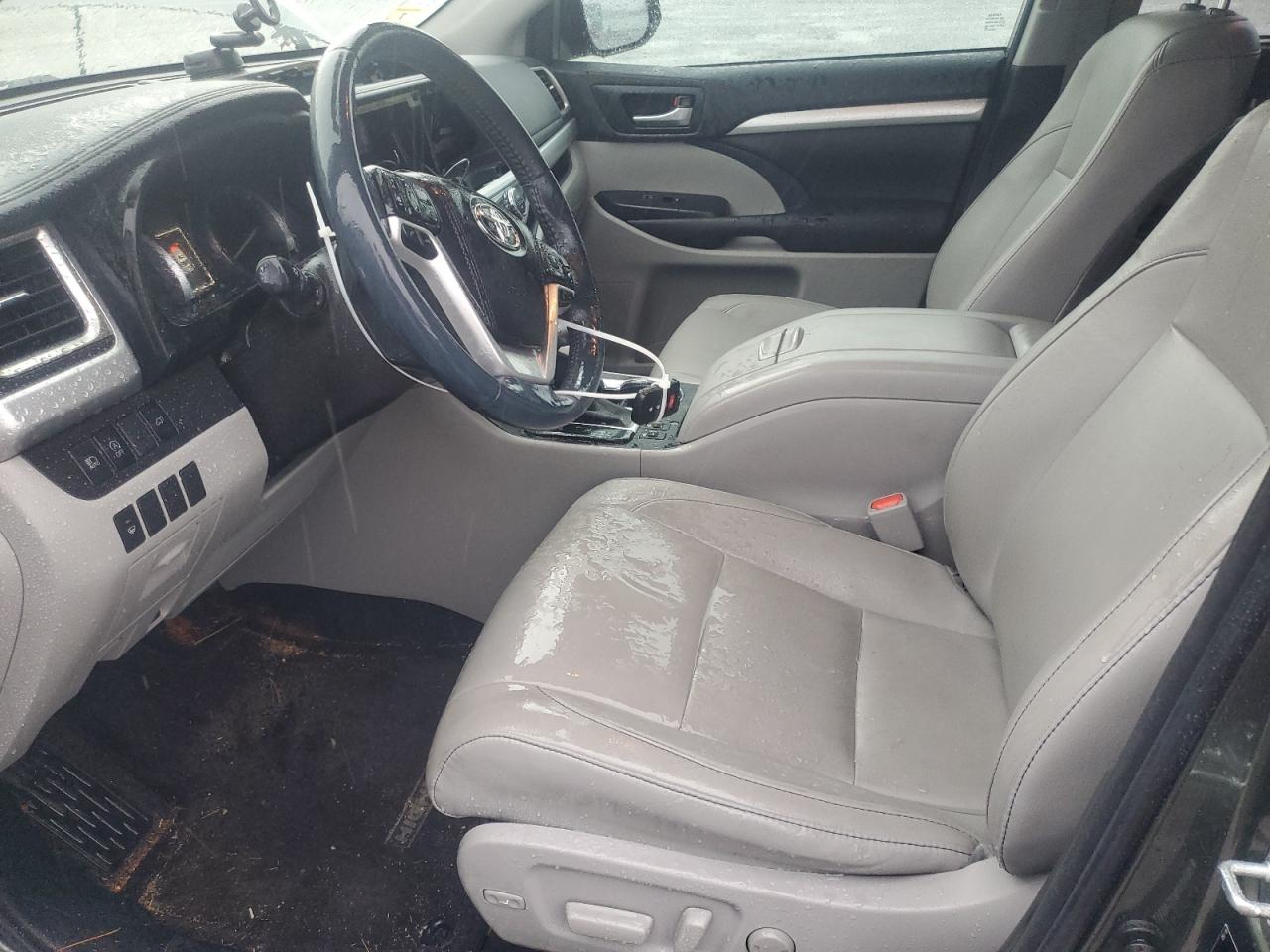 2018 Toyota Highlander - Image 7