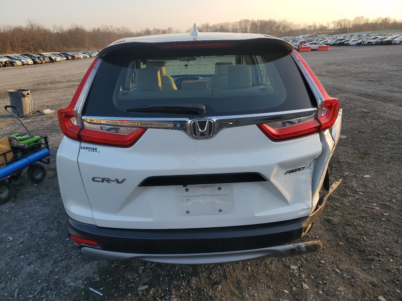 2019 Honda Cr-V Lx VIN: 2HKRW6H3XKH220548 Lot: 81602684