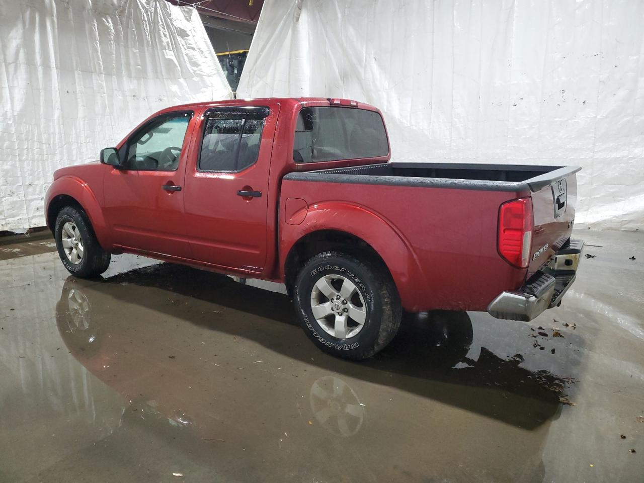 2013 Nissan Navara (Frontier) - Image 2