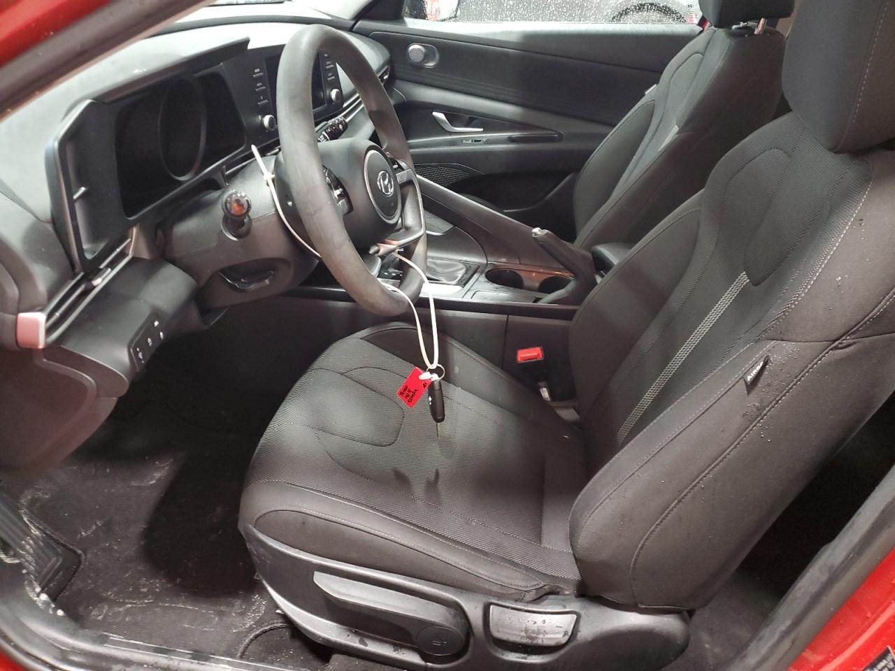2023 Hyundai Elantra - Image 7