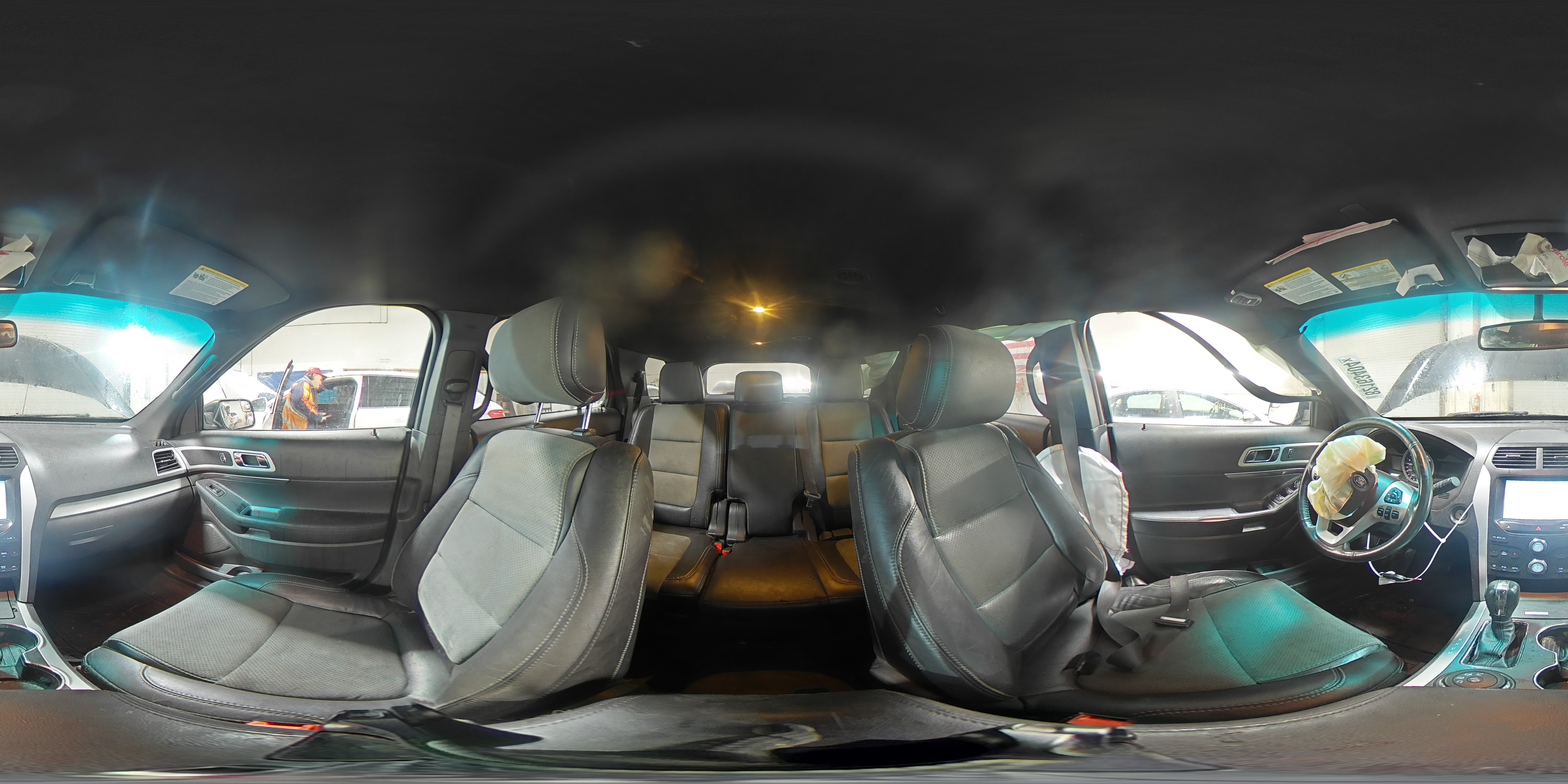 2015 Ford Explorer - Image 15