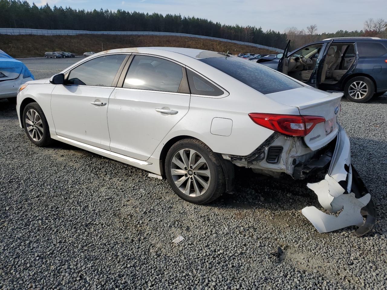 2017 Hyundai Sonata - Image 2