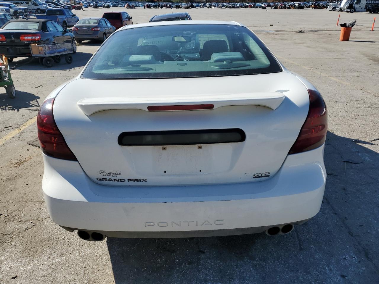 2005 Pontiac Grand Prix Gtp VIN: 2G2WR524651132189 Lot: 81812174