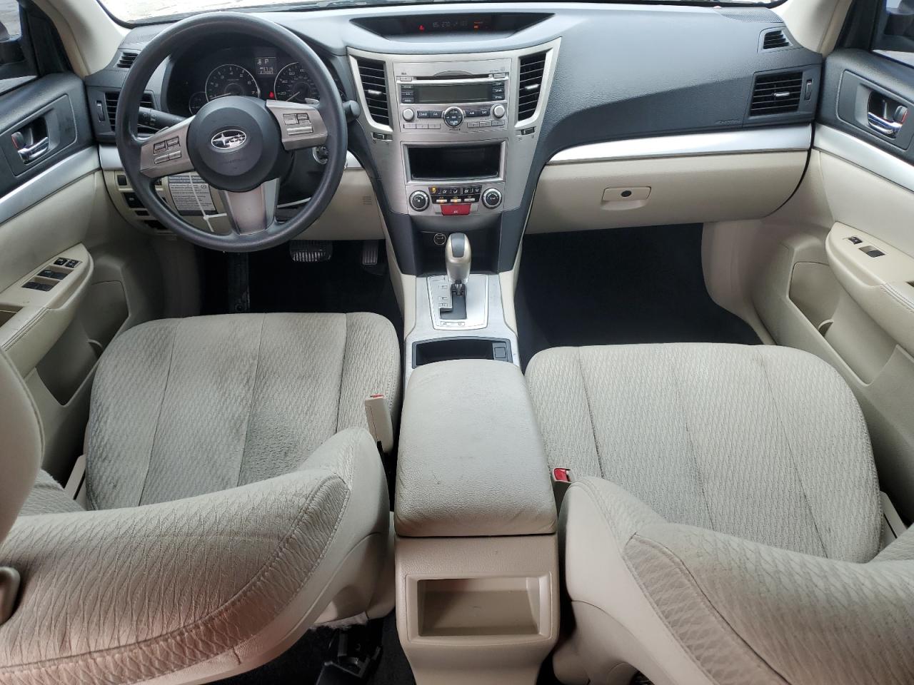 2011 Subaru Outback - Image 8