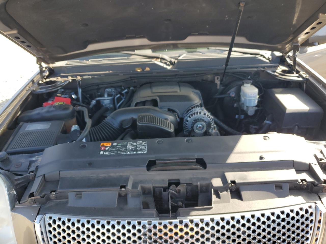 2012 GMC Yukon Xl Denali VIN: 1GKS2MEF7CR191718 Lot: 79338634