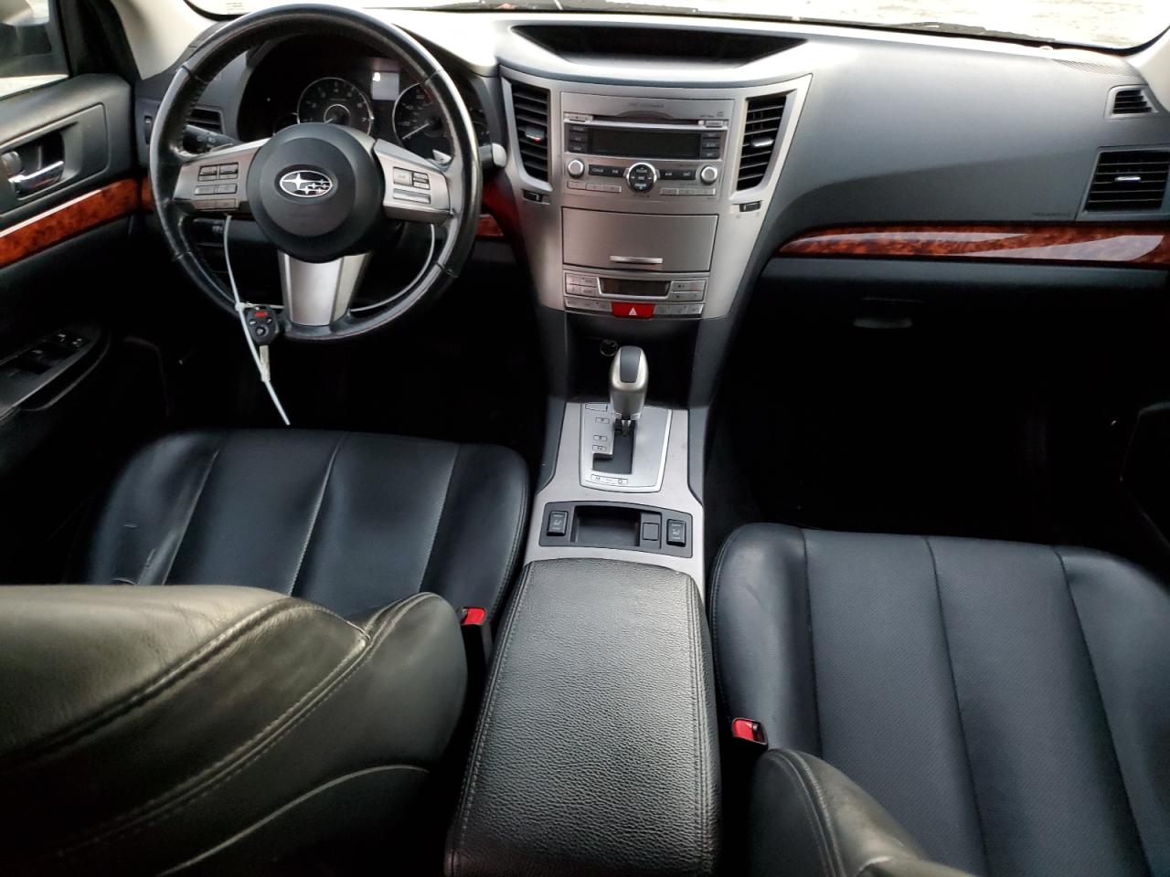 2011 Subaru Outback - Image 8