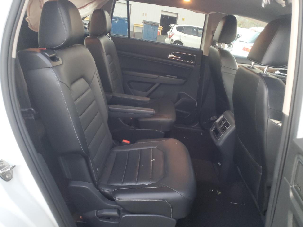 2019 Volkswagen Atlas - Image 11