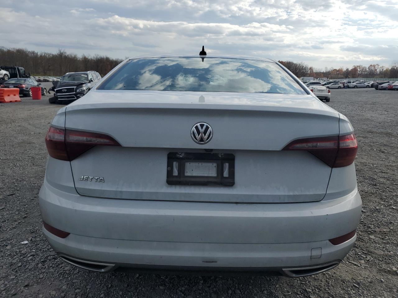 2019 Volkswagen Jetta - Image 6