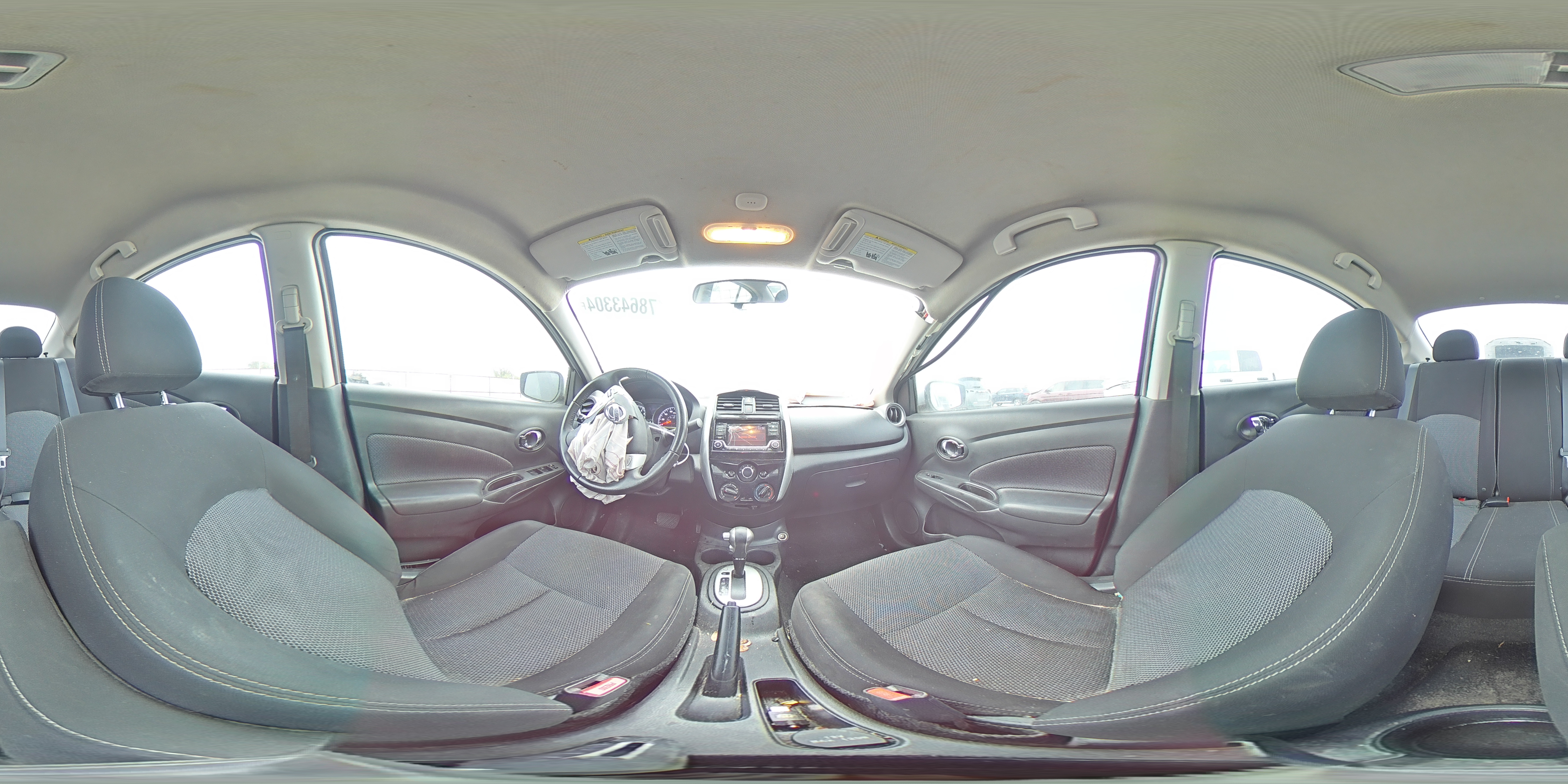 2018 Nissan Versa - Image 13