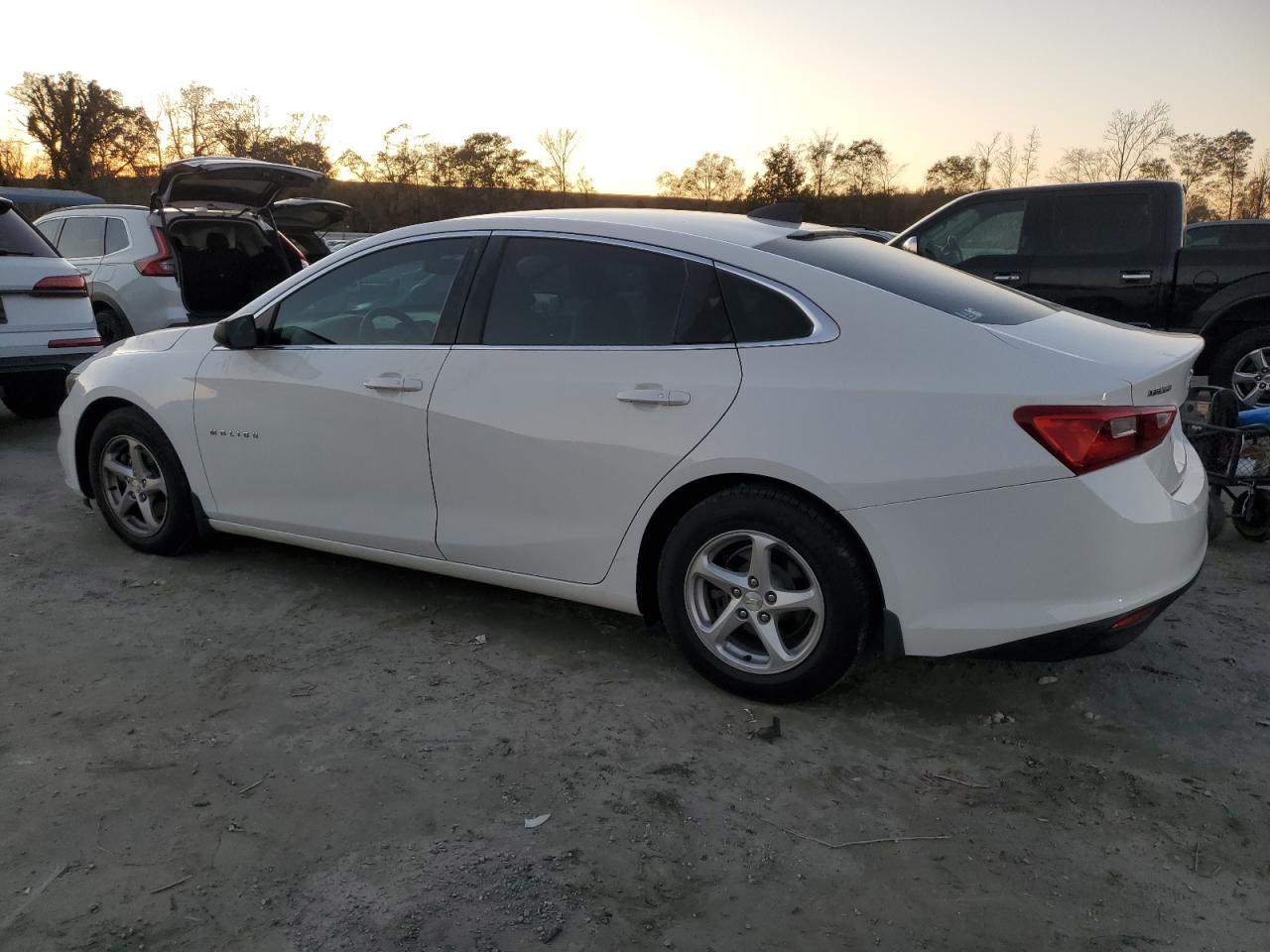 2017 Chevrolet Malibu - Image 2