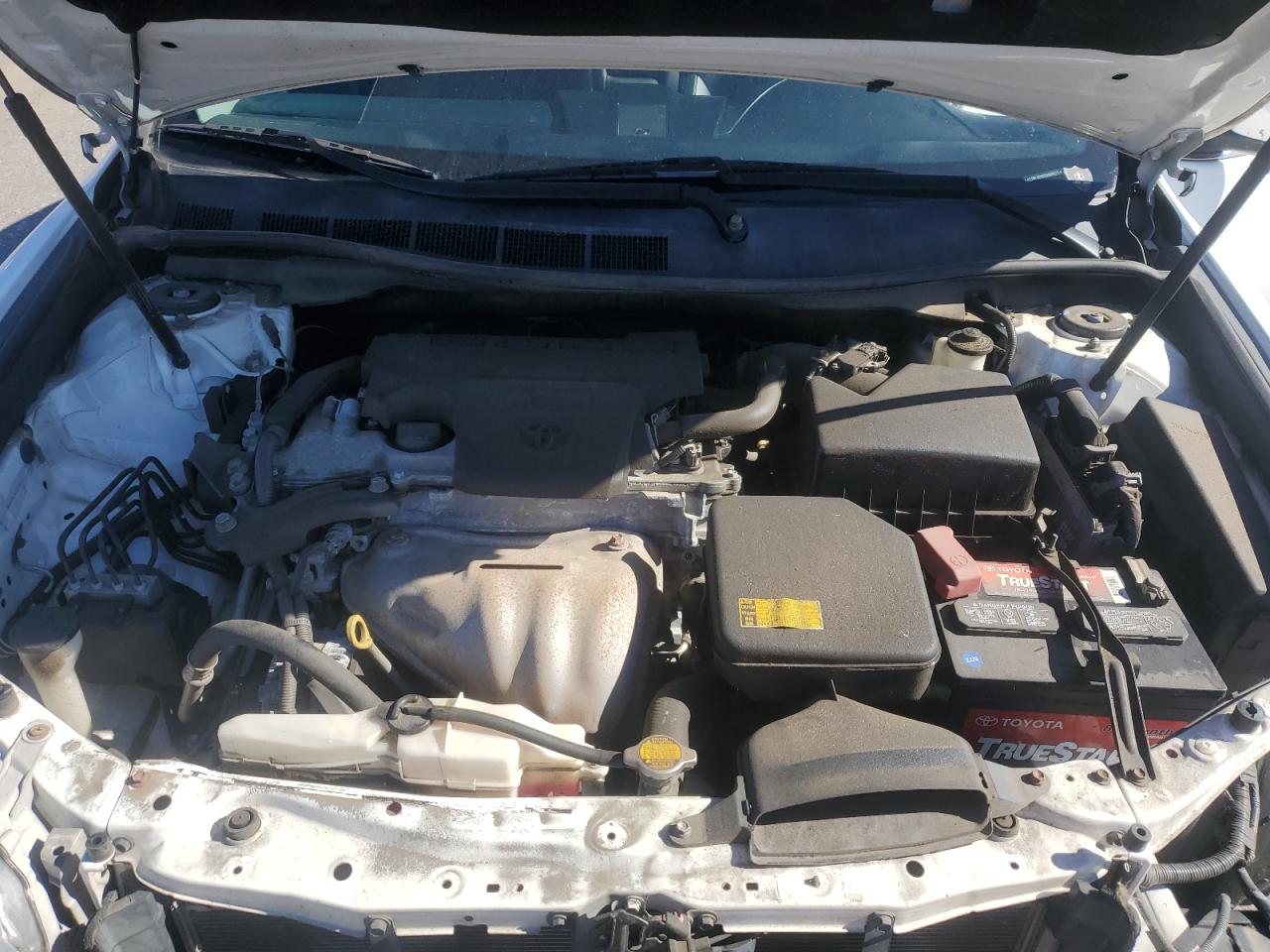 2014 Toyota Camry - Image 11