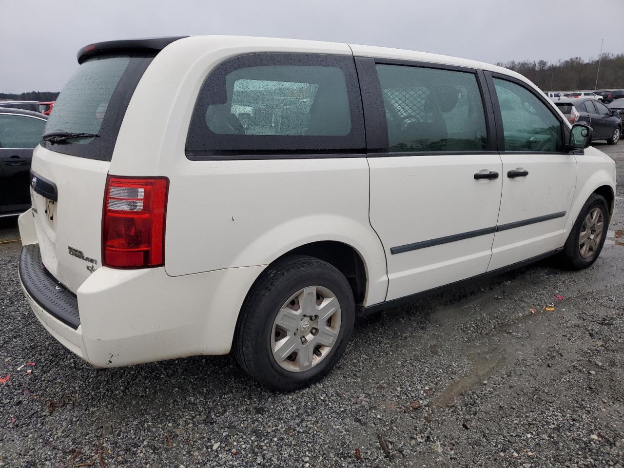 2009 Dodge Caravan - Image 3