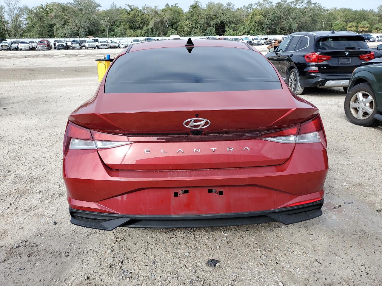 2023 Hyundai Elantra - Image 6