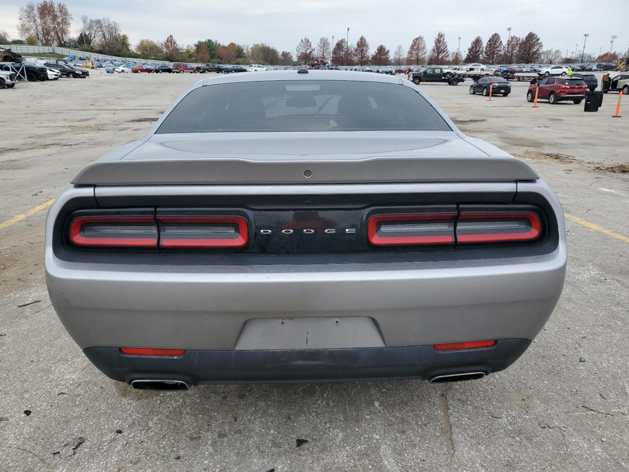 2018 Dodge Challenger Sxt VIN: 2C3CDZAG1JH317465 Lot: 82131694