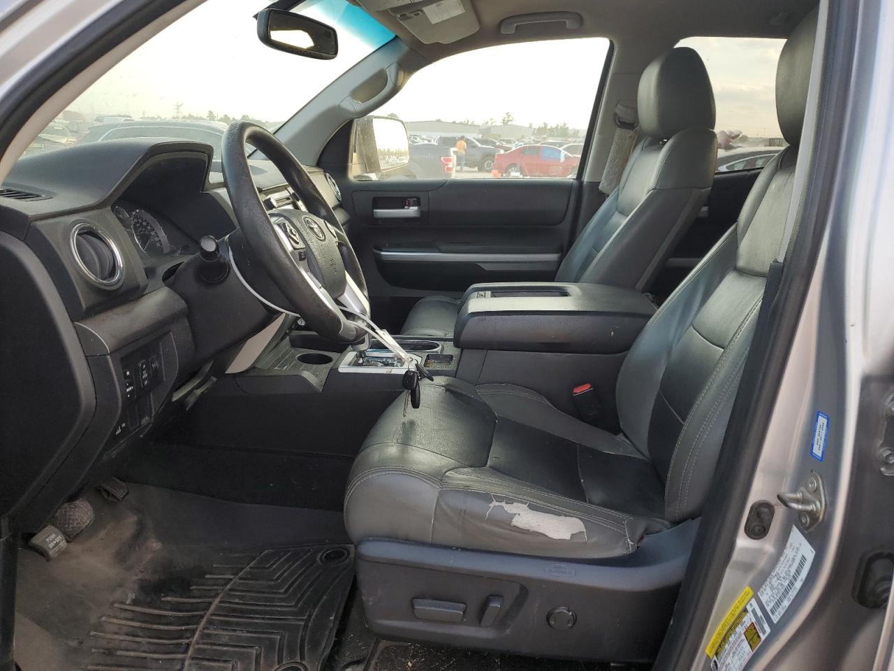 2015 Toyota Tundra - Image 7