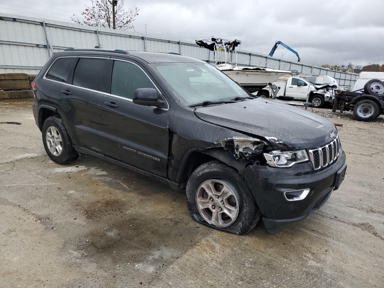 2017 Jeep Grand Cherokee - Image 4
