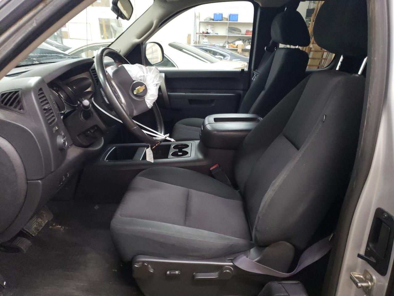 2011 Chevrolet Silverado - Image 7