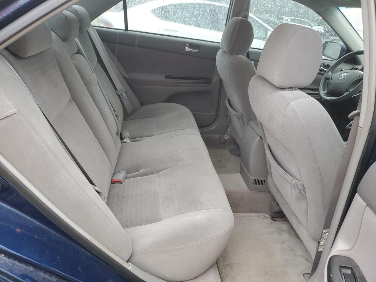 2005 Toyota Camry - Image 10