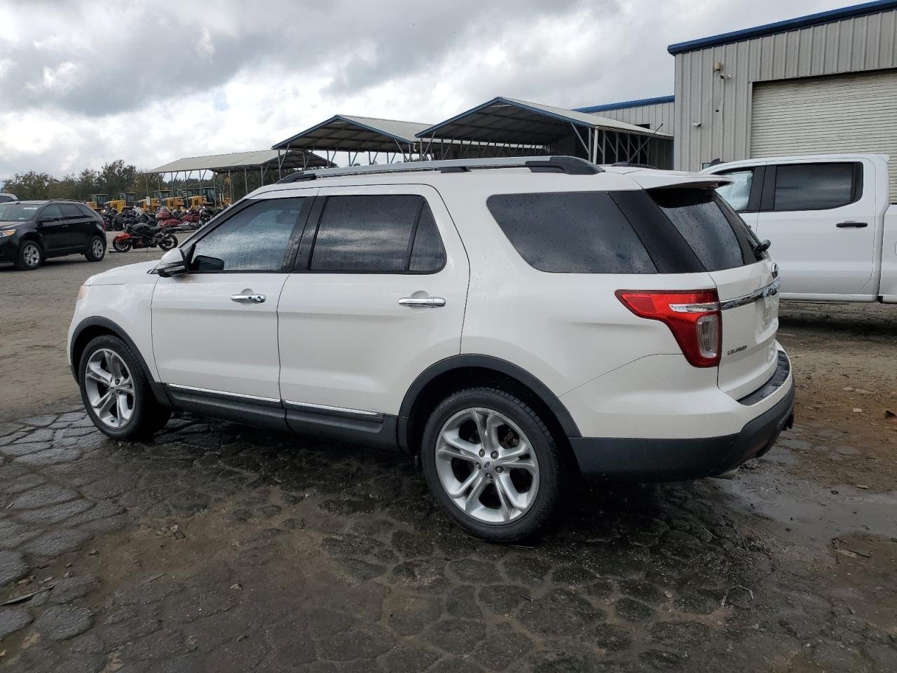 2013 Ford Explorer - Image 2