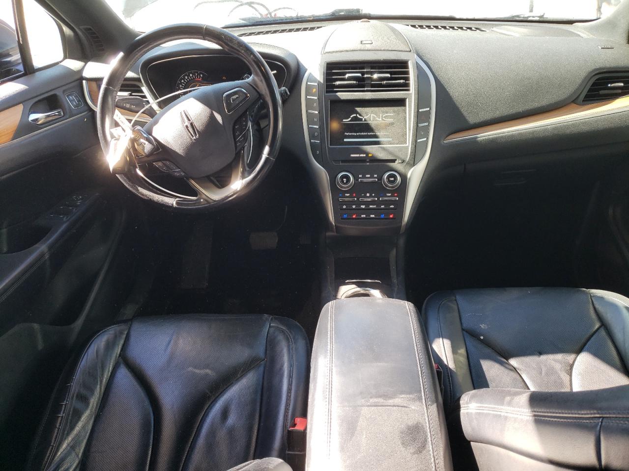 2015 Lincoln MKZ - Image 8