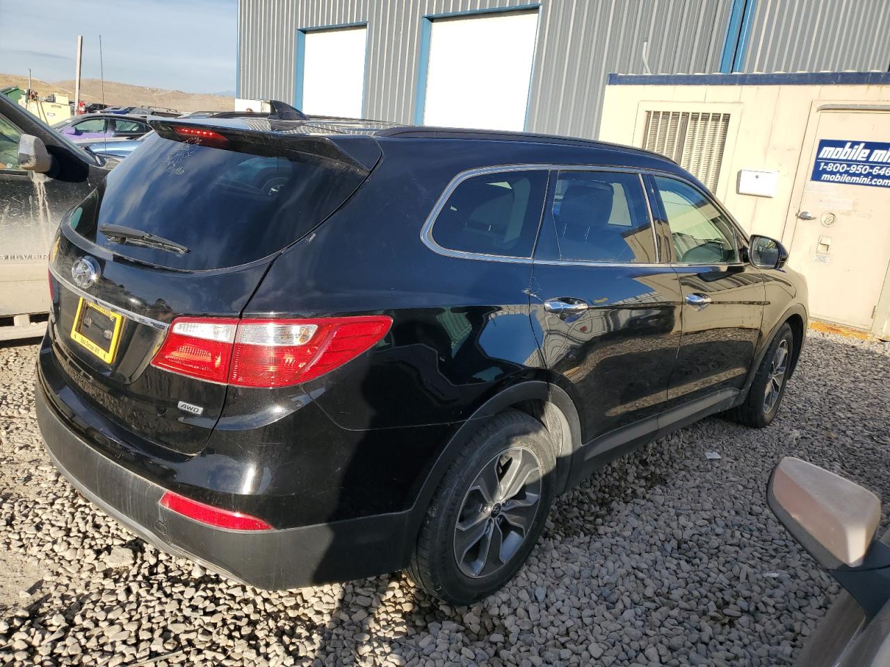 2016 Hyundai Santa Fe - Image 3