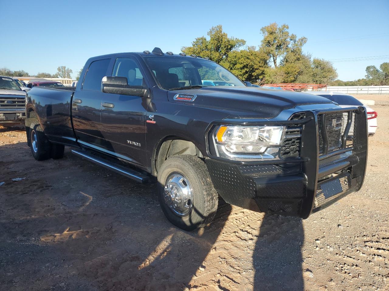 2019 RAM 3500 - Image 4