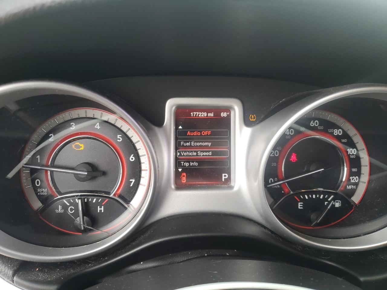 2014 Dodge Journey - Image 9