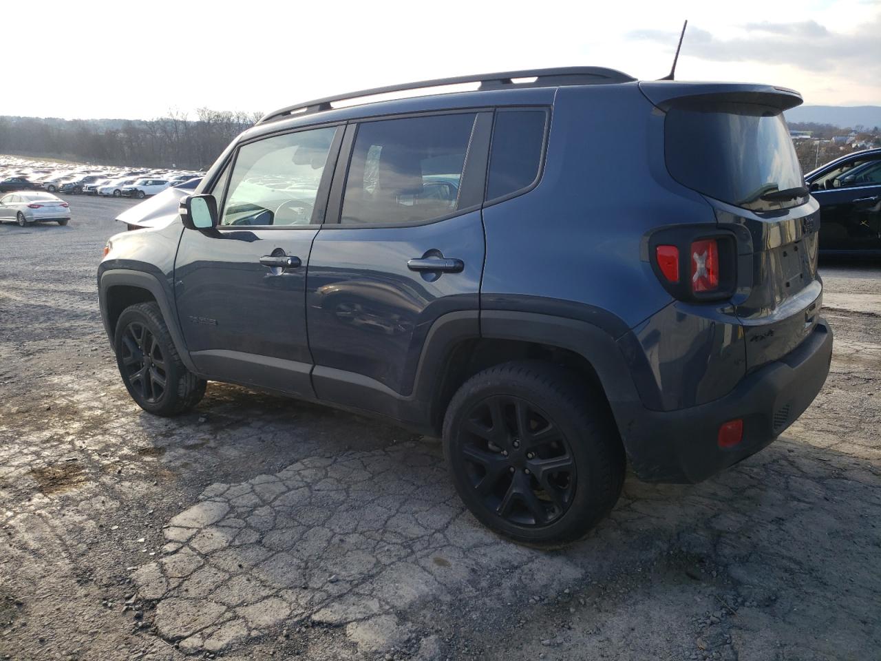 VIN ZACNJDE19NPN68094 2022 JEEP RENEGADE A no.2