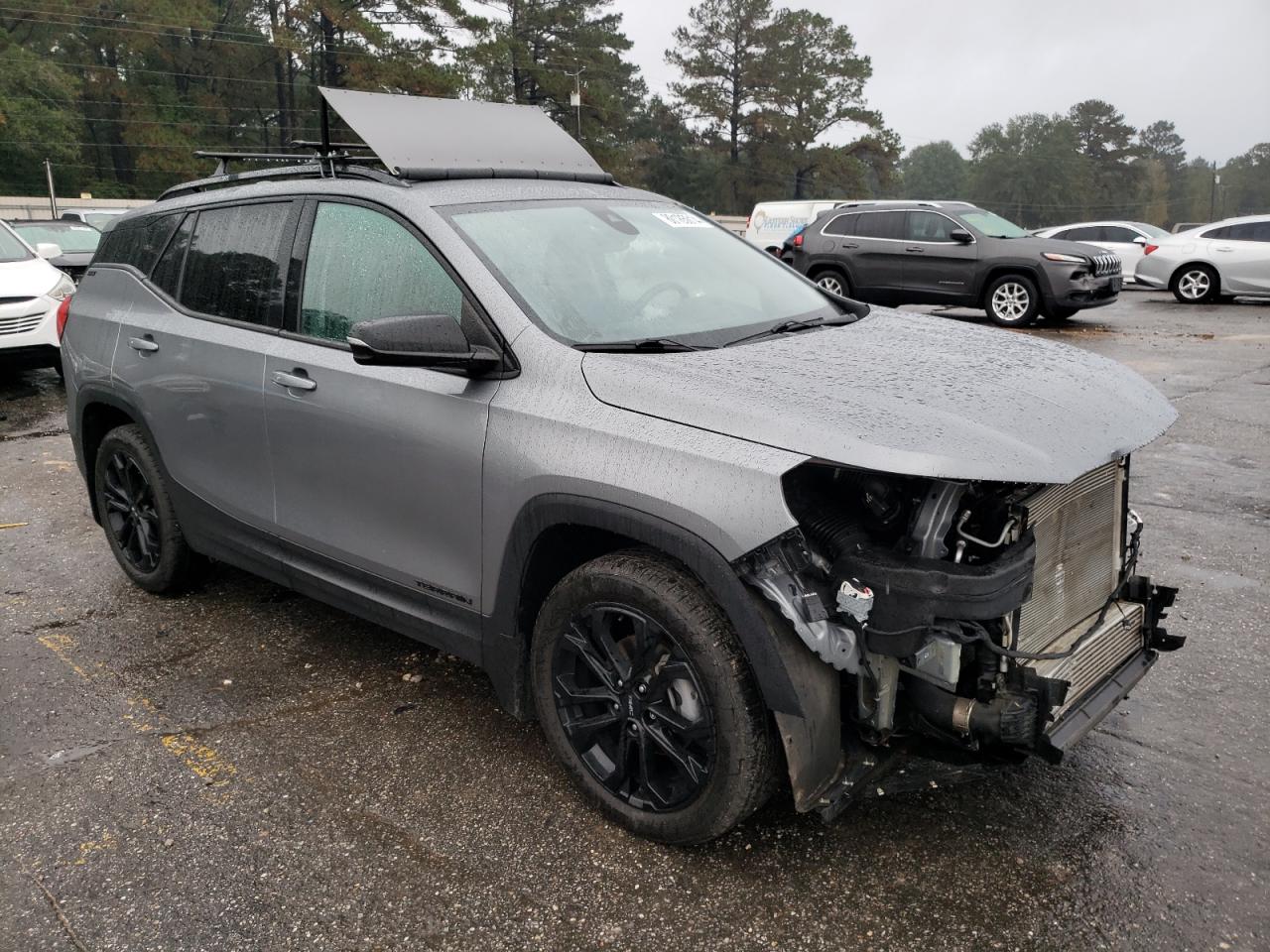 2020 GMC Terrain - Image 4