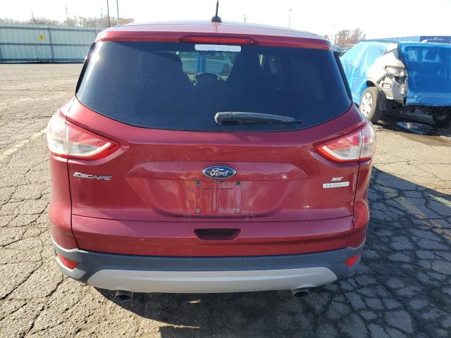  FORD ESCAPE 2015 Красный