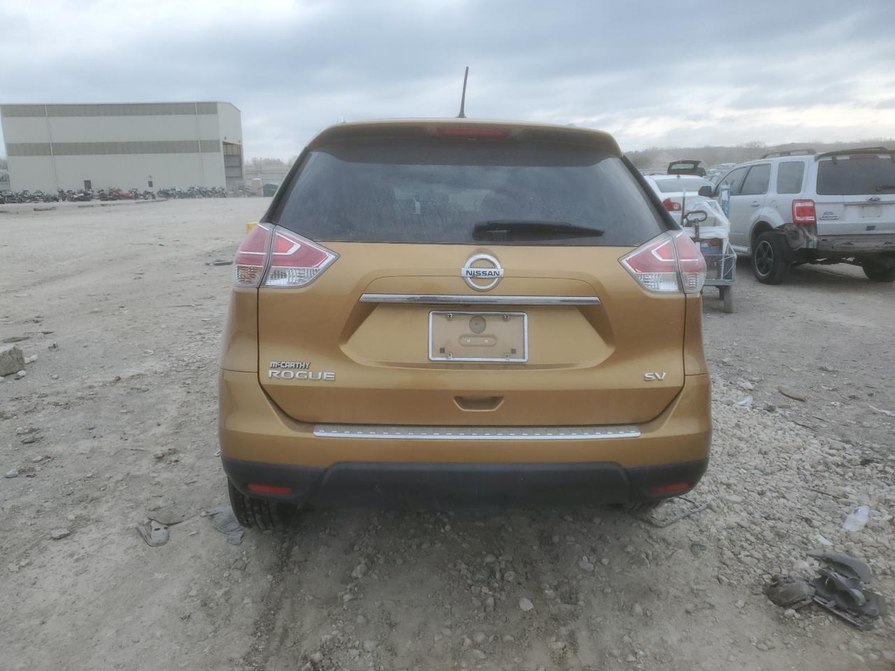 2015 Nissan Rogue S VIN: KNMAT2MT1FP502561 Lot: 82165244