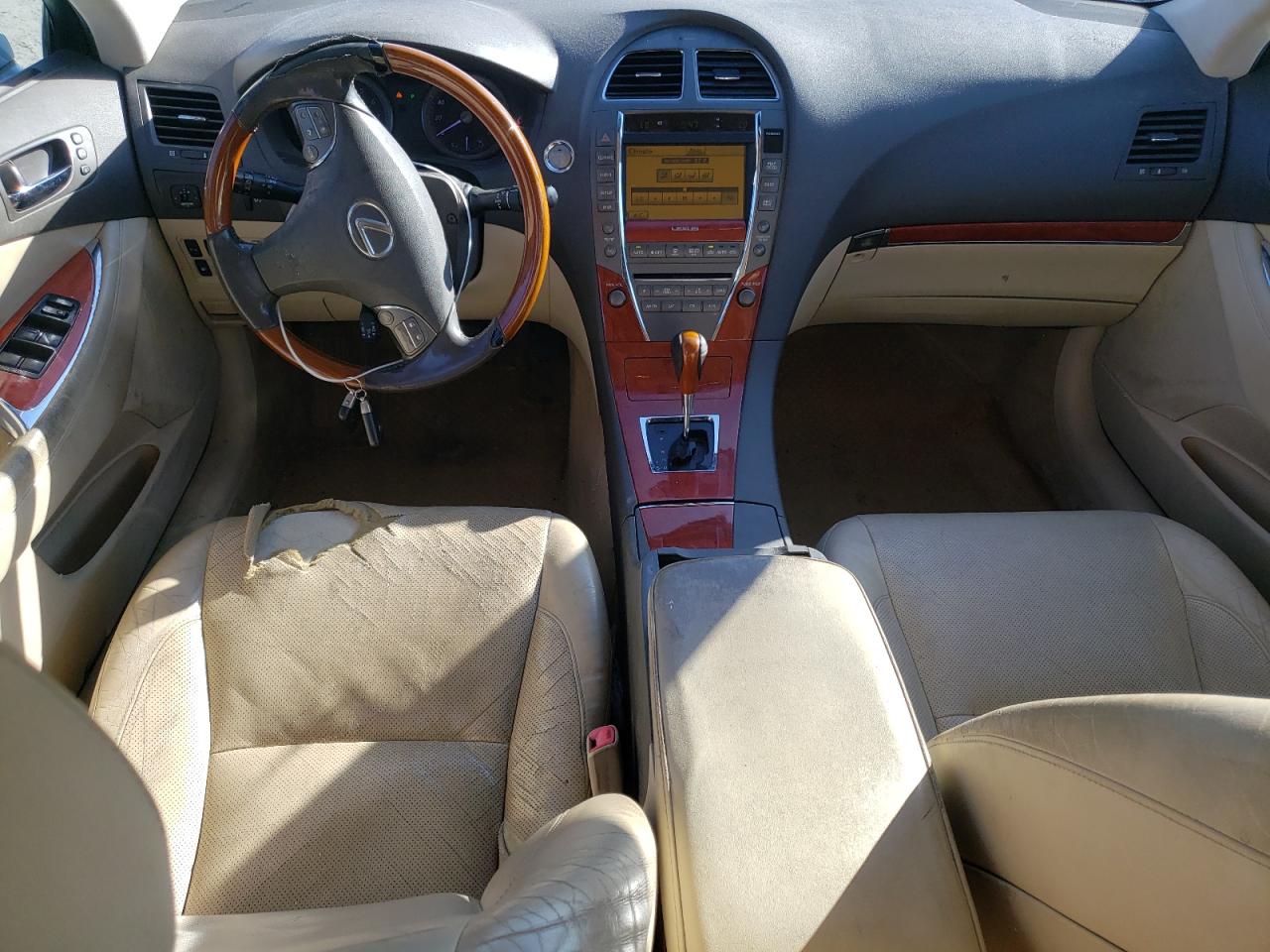 2010 Lexus ES - Image 8