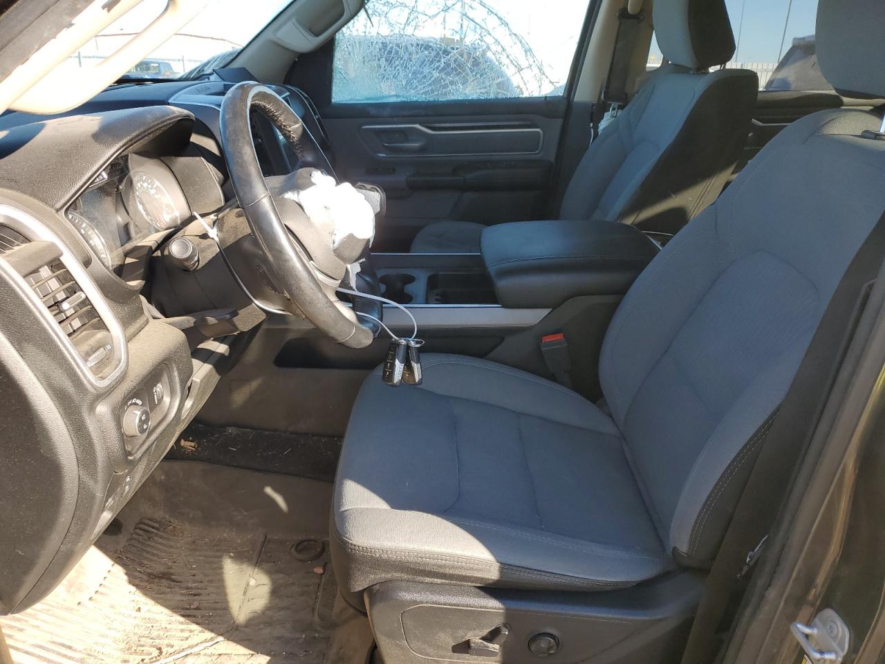 2020 RAM 1500 - Image 7