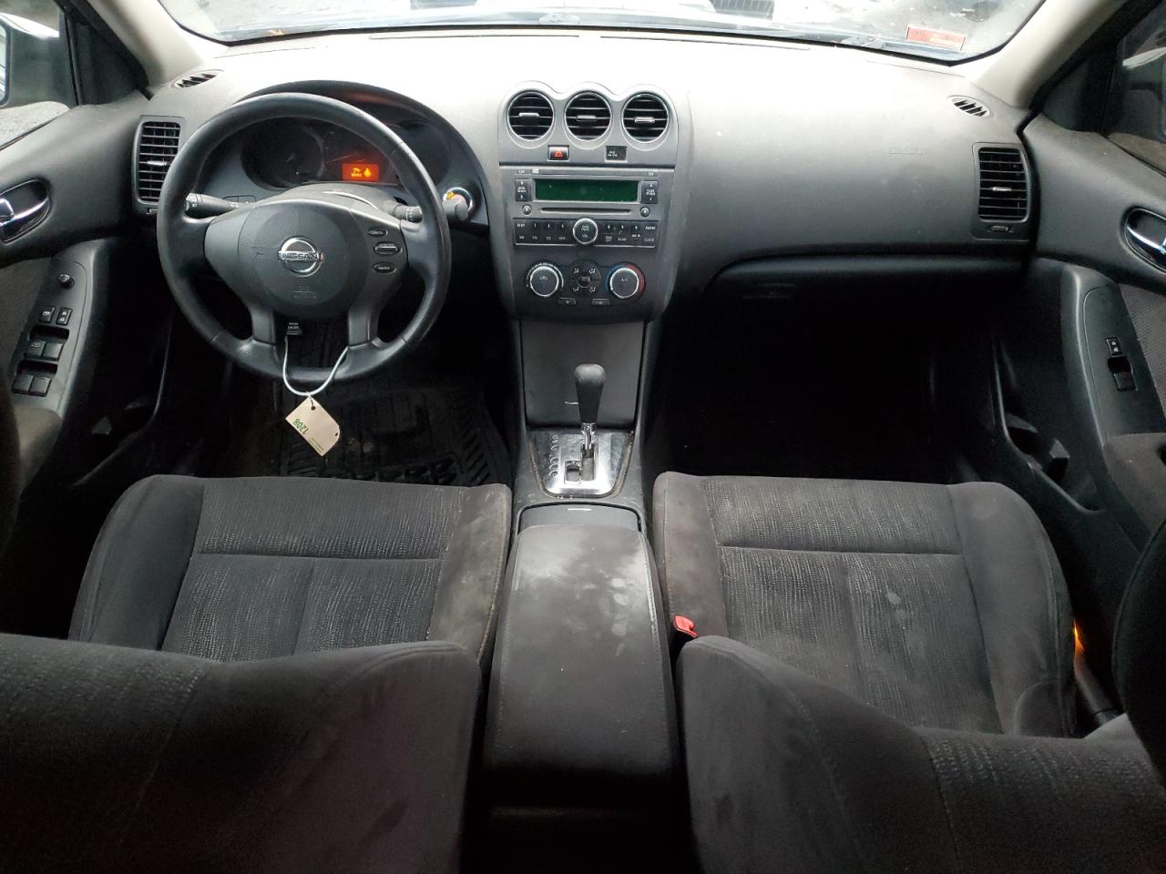 2010 Nissan Altima - Image 8