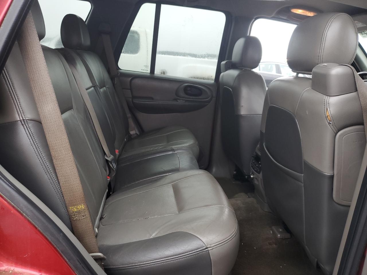 2004 Chevrolet TrailBlazer - Image 12