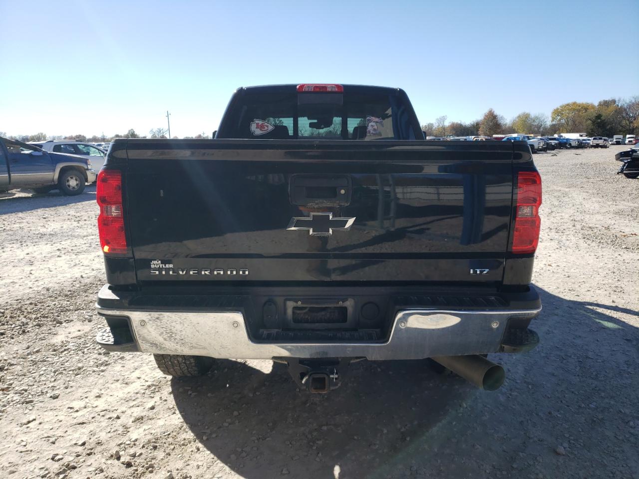 2019 Chevrolet Silverado - Image 6