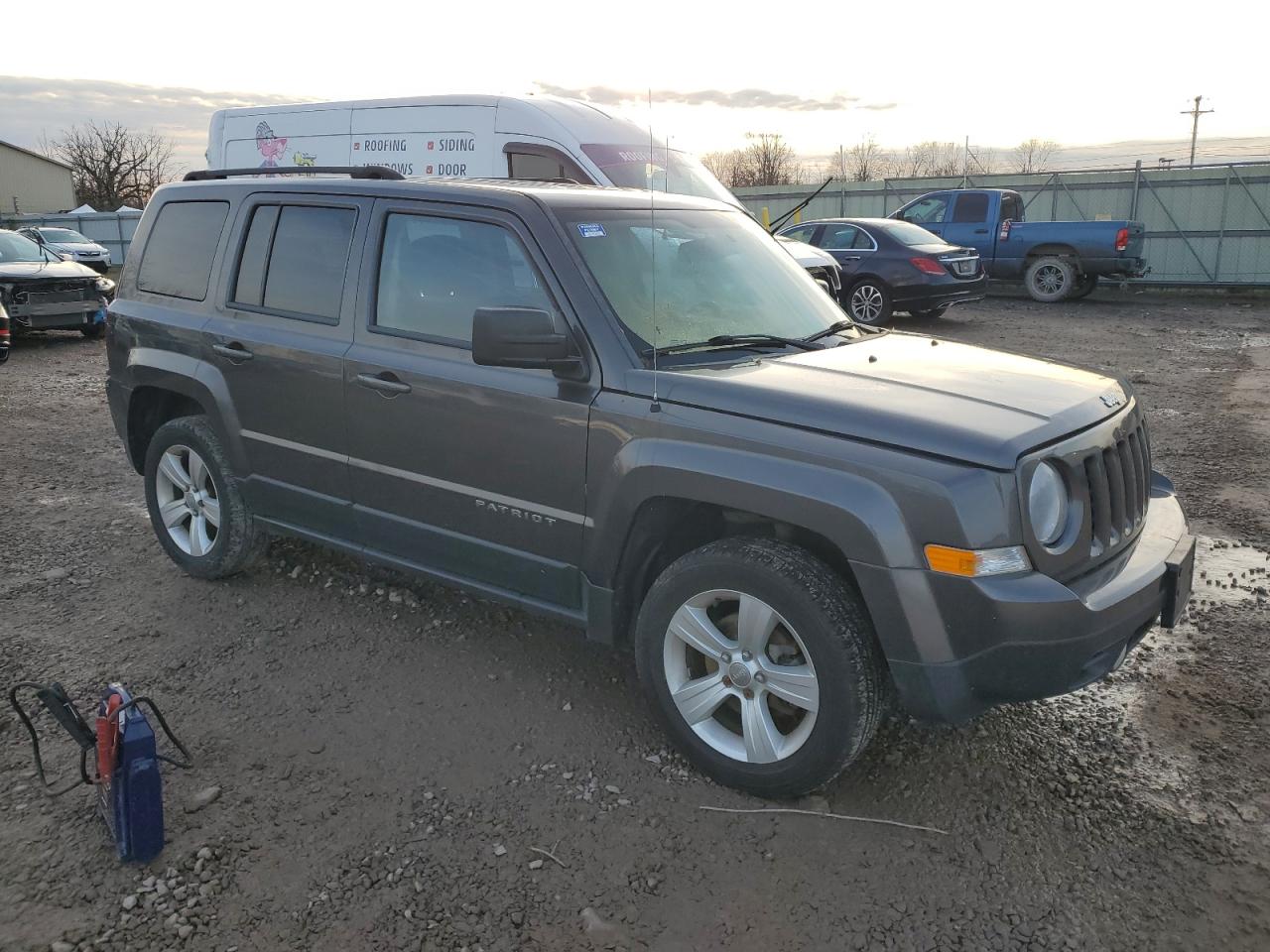 VIN 1C4NJRFB7ED884485 2014 JEEP PATRIOT no.4