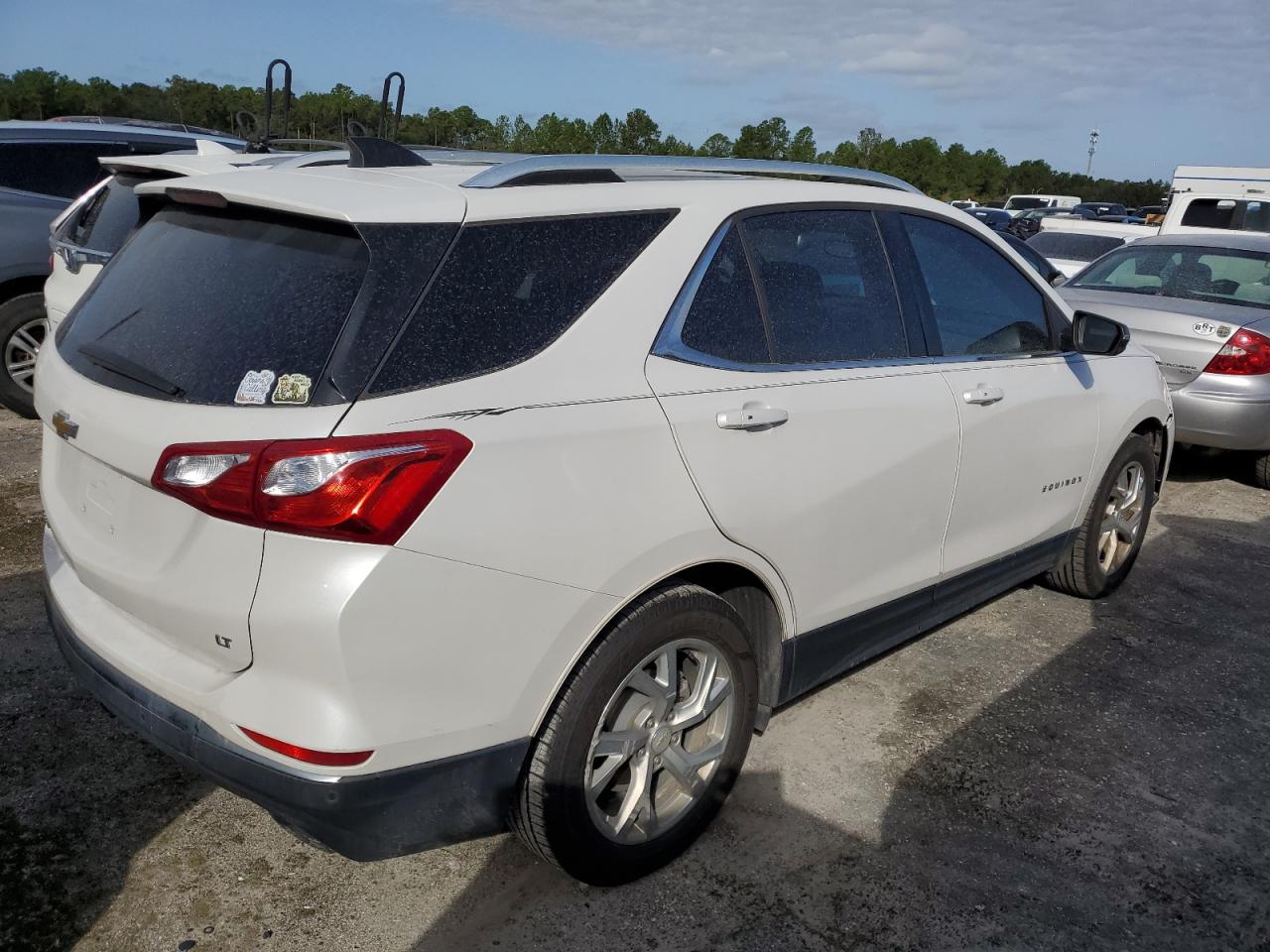 2018 Chevrolet Equinox - Image 3