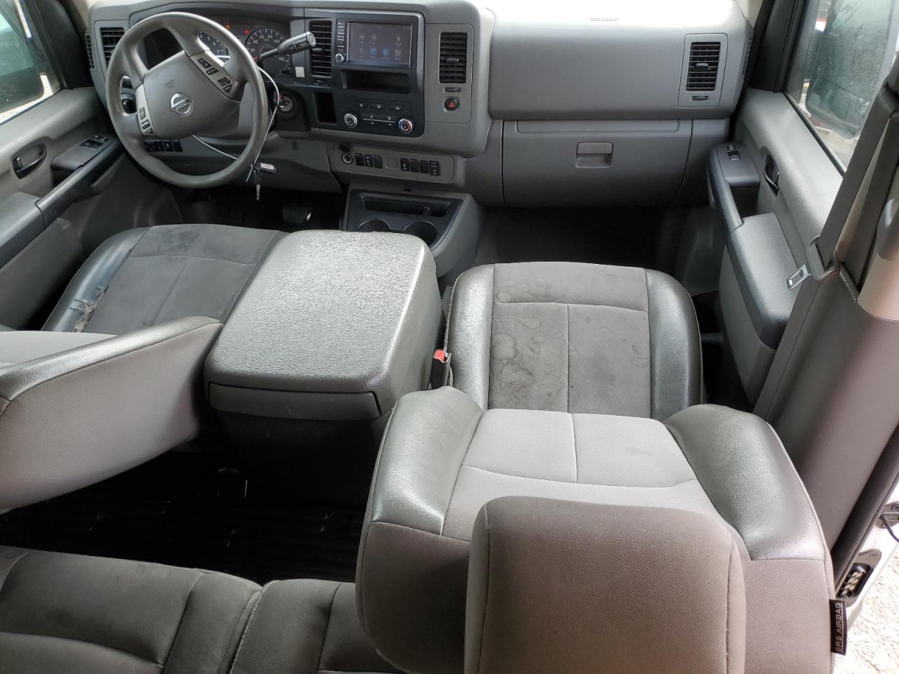 2020 Nissan NV - Image 8